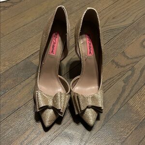 Betsey Johnson Glittering Gold Bow Heels